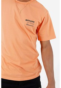 Sixth June BARCODE - T-shirt imprimé - orange