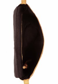 Thumbnail Image 5