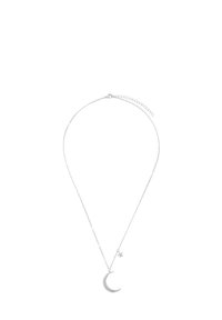 Collana in argento con pendente a forma di luna crescente impreziosito da strass, accompagnato da un piccolo charm a stella, che mostra un design delicato.