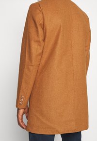 Newport Bay Sailing Club Cappotto classico - beige