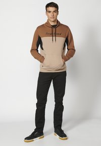Koroshi SUDADERA - Kapucni - marron   brown