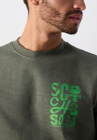 Scotch & Soda LEFT CHEST LOGO - Sweatshirt - thyme