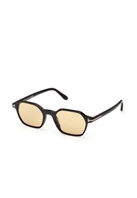 Valittu, glossy black-brown