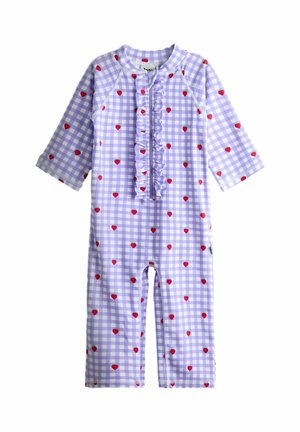 Pagliaccetto da neonato a quadretti lilla e bianchi con stampa di fragole rosse, dettaglio arricciato sul davanti, maniche lunghe e chiusura a scatto.