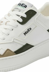 MoEa GEN1 - CACTUS - Tossud - white green