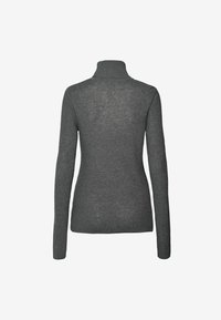 Pulover turtleneck de culoare gri închis, textură tricotată, mâneci lungi, design ajustat, cu guler înalt. Vederea din spate arată o finisare netedă fără modele.