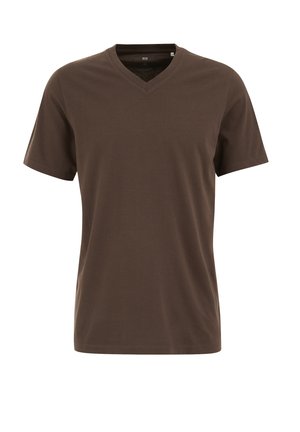 Brązowy t-shirt z dekoltem w serek wykonany z miękkiej bawełny. Krótkie rękawy, klasyczny krój, gładka tekstura, bez wzorów i dodatkowych akcentów.