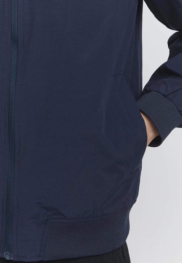 PRSTELAN - Light jacket4