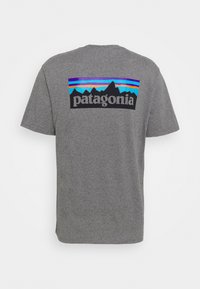 Patagonia LOGO - Triko s potiskem - gravel heather