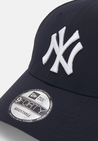 New Era 9FORTY® UNISEX - Boné - navy/white