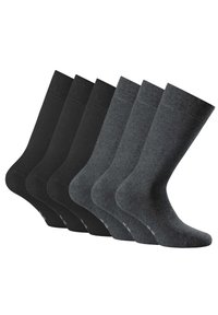 Seis pares de calcetines en negro y gris oscuro, hechos de una tela texturizada, con puños acanalados y un acabado liso.