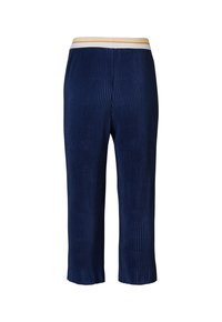 Marineblauwe corduroy broek met ribbelstructuur, cropped lengte en een elastische tailleband met meerkleurige strepen. Minimalistisch ontwerp, geen zichtbare zakken.