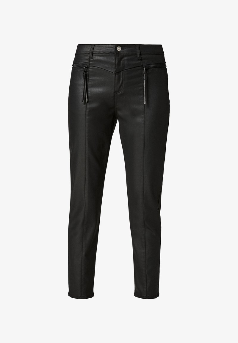 Pantalons slim noirs avec poches zippées avant et fermeture à bouton, bénéficiant d'une finition en tissu lisse et légèrement brillant.