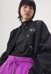 Nike Sportswear AIR - Blouson Bomber - black/white