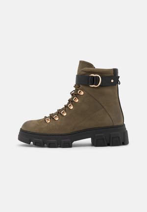 Stivaletti con plateau - olive/black