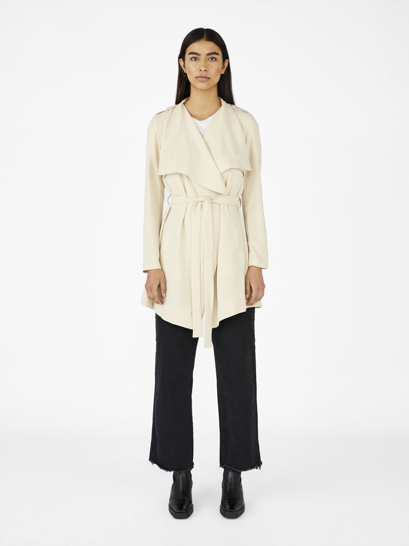 Damen Parkas | Object OBJANNLEE SHORT JACKET Kurzmantel sandshell/beige - PV96534 Damen Parkas | Object OBJANNLEE SHORT JACKET Kurzmantel sandshell/beige - PV96534