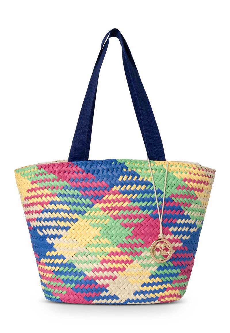 Geweven draagtas met een multicolore geometrische patroon, met blauwe canvas handvatten en een decoratieve gouden bedel.