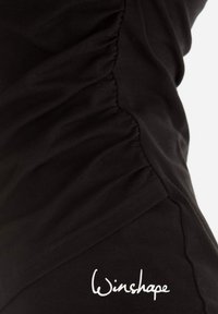 Unausgewählt, black