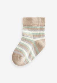 Tan-stribede sokker med skiftende lys grøn, creme og grå striber. Ribbet kant øverst og glat tekstur. Rund tådesign.