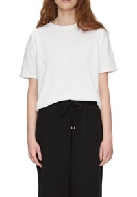 QS  OVERSIZED biały