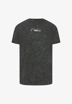 Zwart acid-wash T-shirt met korte mouwen met witte "GOLF MK1"-print en Volkswagen-logo op de borst.