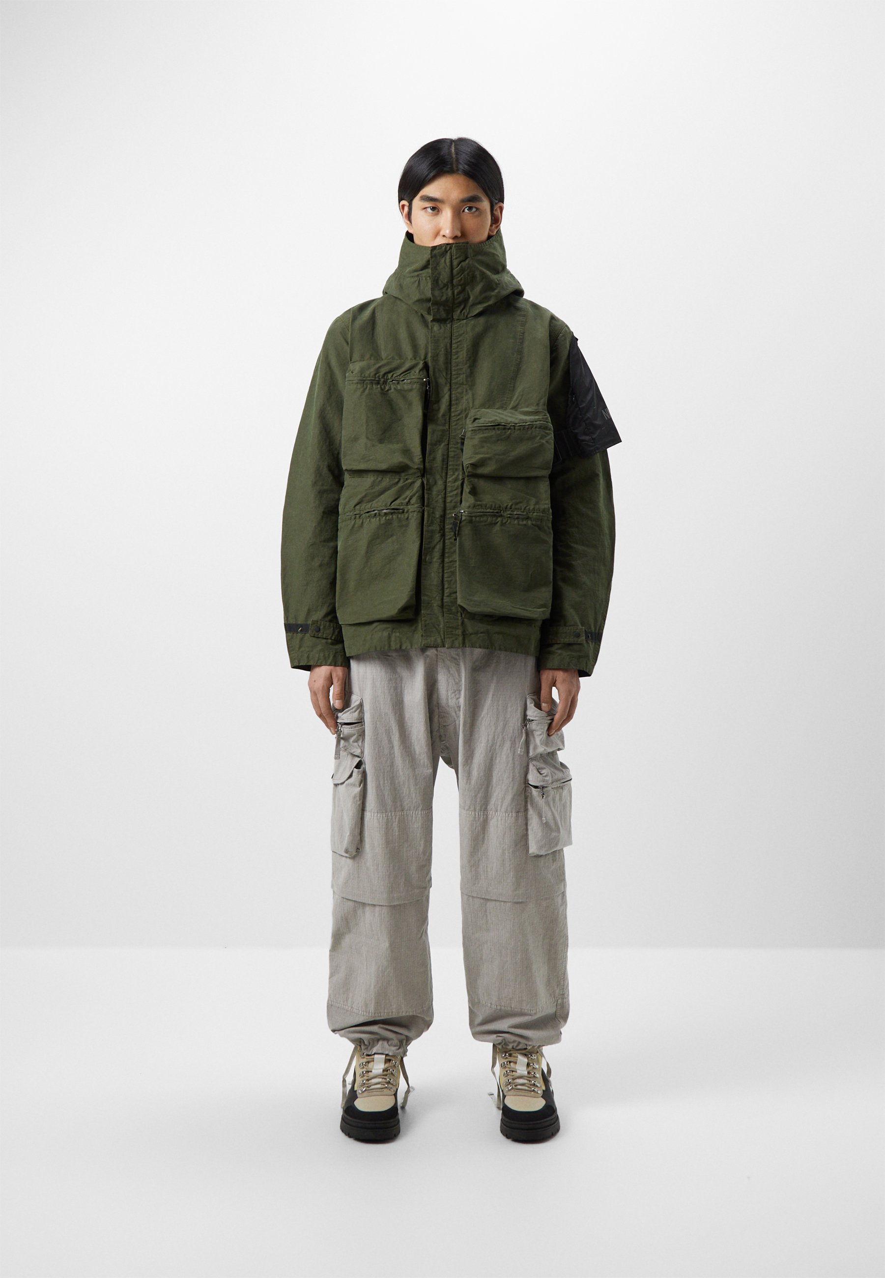 Nemen BEAN MULTIPOCKETS PARACHUTE SMOCK GARMENT DYED MONO 