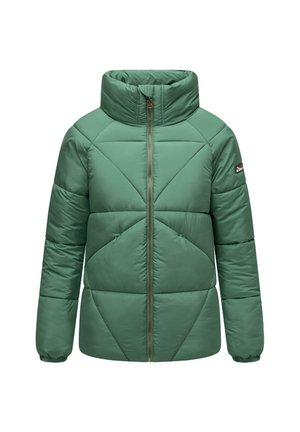 Zimná bunda v lesnej zelenej farbe, s vysokým golierom, predným zipsom a geometrickým prešívaním, obsahujúca bočné vrecká.