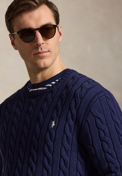 Polo Ralph Lauren Big & Tall CABLE KNIT SWEATER - Svetrík - bright navy