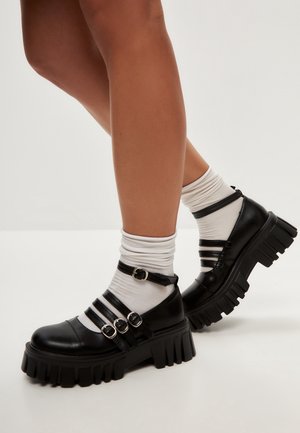 Loaferit/pistokkaat - black