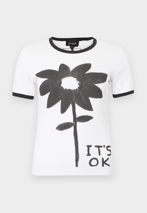 - T-shirt z nadrukiem