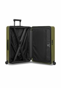 Valigia rigida color verde oliva con interno nero. Dotata di cinghie regolabili, scomparti con cerniera e manico retrattile. Quattro ruote.