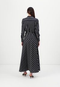 Pinko SARTU'  - Skjortekjole - nero/bianco