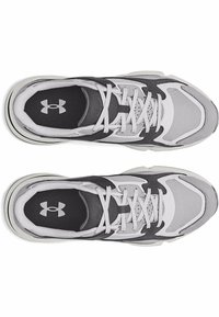 Under Armour Obuwie do biegania Turystyka