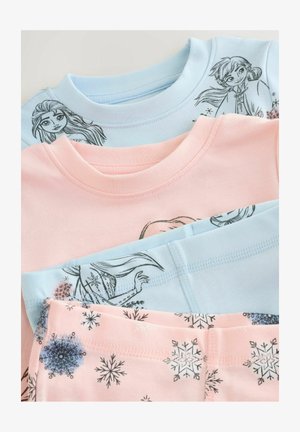 Trijų medvilninių marškinėlių rinkinys pastelinėmis spalvomis: šviesiai mėlyni su personažų piešiniais ir rožiniai su snaigių raštais. Minkšta medžiaga ir apvali kaklo linija.