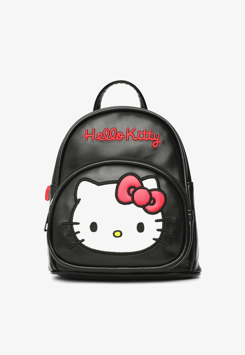 Mini zaino nero con scritta rossa "Hello Kitty" e grande toppa con il volto bianco di Hello Kitty con fiocco rosso sulla tasca frontale.
