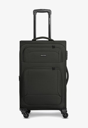 Maleta negra de carcasa blanda con asa telescópica, bolsillos frontales con cremallera, asas laterales y superiores, y cuatro ruedas giratorias.