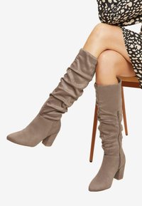 Friends Like These BLOCK MID RUCHED REGULAR FIT - Csizmák - neutral
