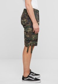 Brandit ACCESSOIRES URBAN LEGEND CARGO  - Shorts - olive camo