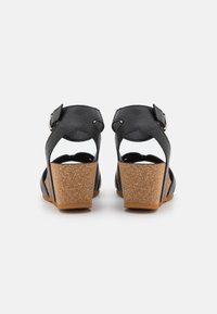 Bullboxer Sandaletter med kilklack - black