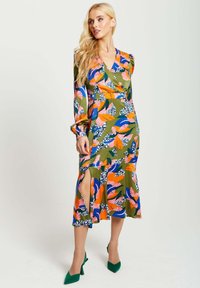 Liquorish ABSTRACT LEAF PRINT MIDI IN OLIVE - Day dress - olive