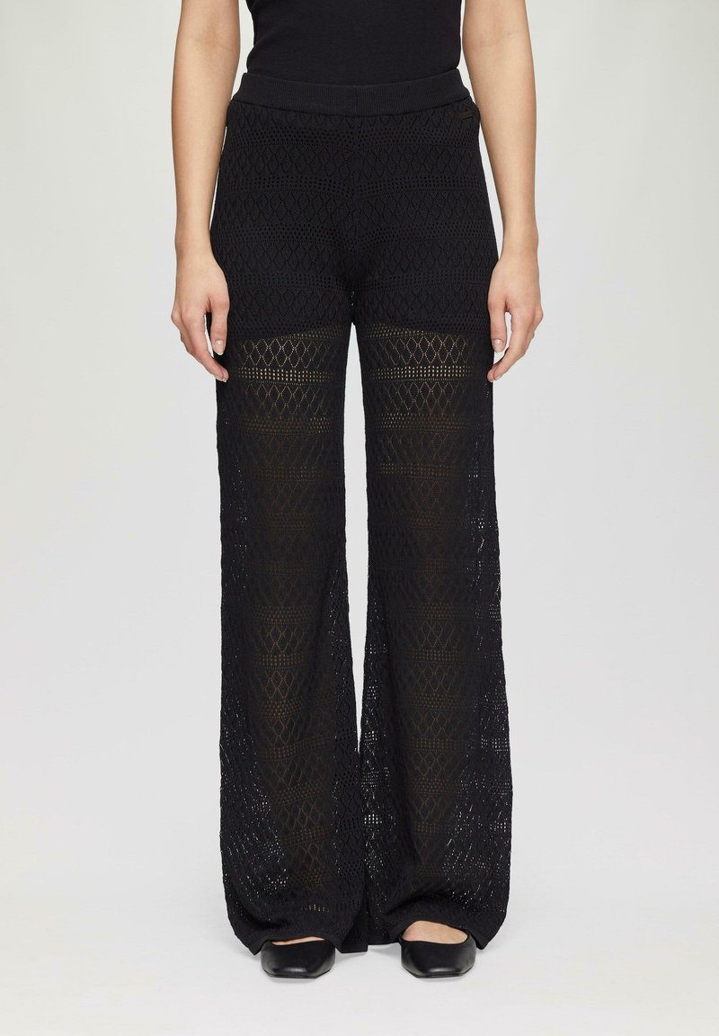 QS Pantalon classique - schwarz