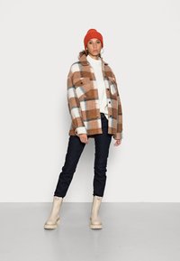 Marc O'Polo DENIM HIGH NECK WITH RAGLAN SLEEVE - Camisola - pistachio shell