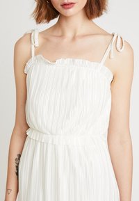 Miss Selfridge Długa sukienka