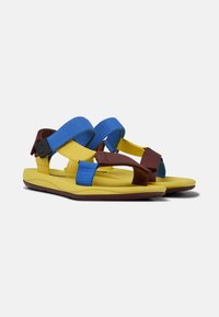 Camper MATCH - Chodecké sandály - gelb