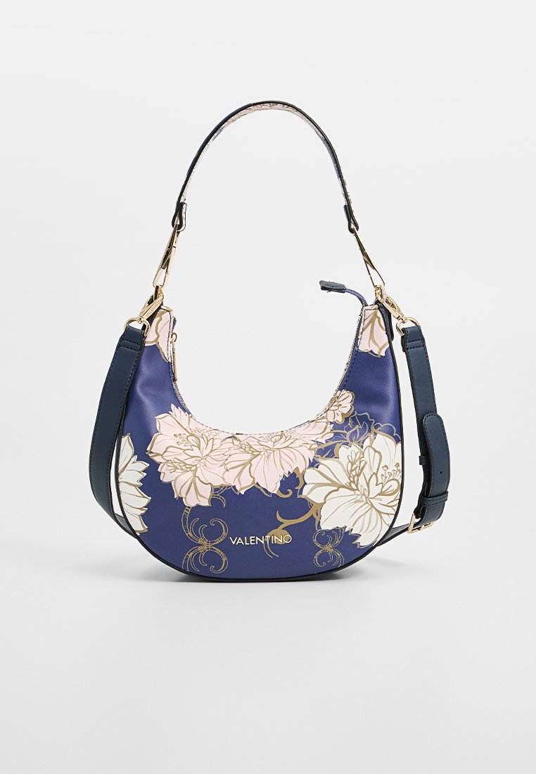 Marine leren handtas met bloemenprint in roze en goud, gebogen vorm, verstelbare band en gouden hardware accenten. Bevat het merclogo.