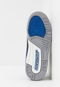 Jordan AIR JORDAN LEGACY 312 UNISEX - Sapatilhas de basquetebol - black/game royal/white/cement grey