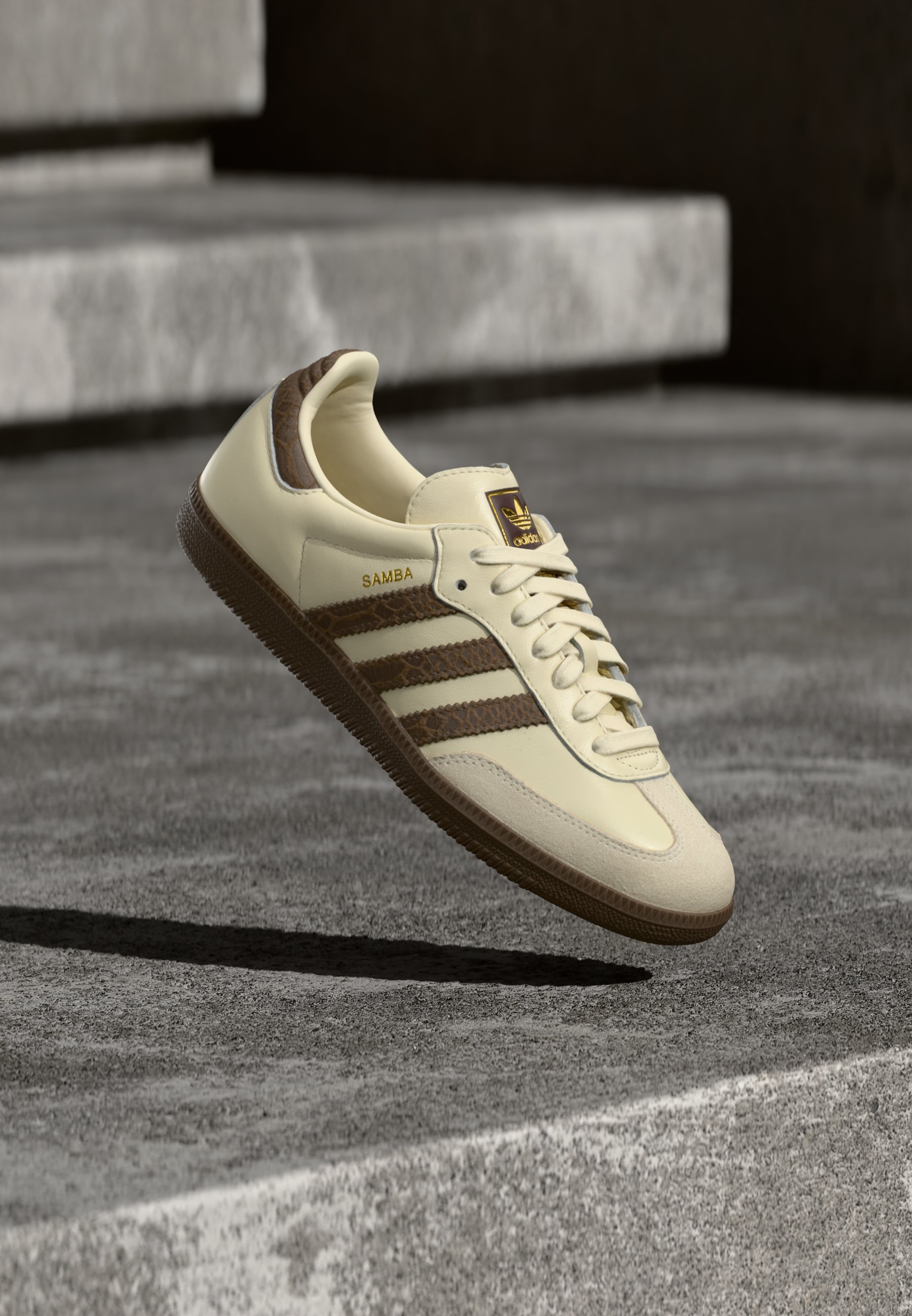 adidas Originals SAMBA OG W - Trainers - cream white/earth strata/maroon/off-white - Zalando adidas Originals SAMBA OG W - Trainers - cream white/earth strata/maroon/off-white - Zalando