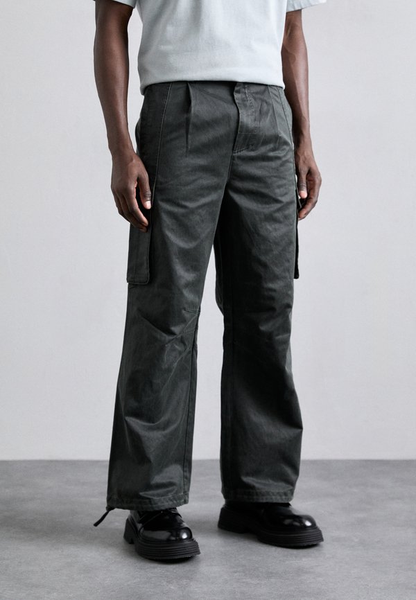 VOID - Cargo trousers