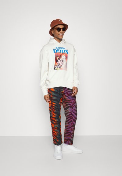 Jack & Jones Kapüşon Yaka Krem Erkek Sweatshırt 12244773_Jorgracia Graphic Sweat Ho - 1710795