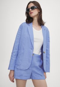 MAX&Co. Kratke hlače - blauviolett